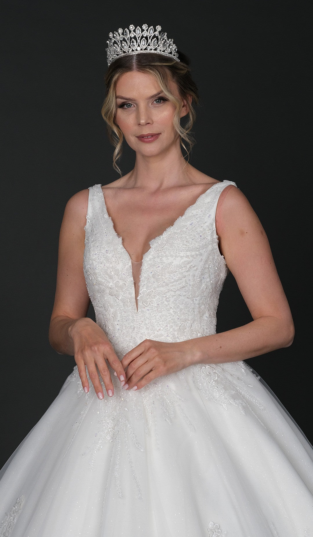 KARDEN a line wedding dress