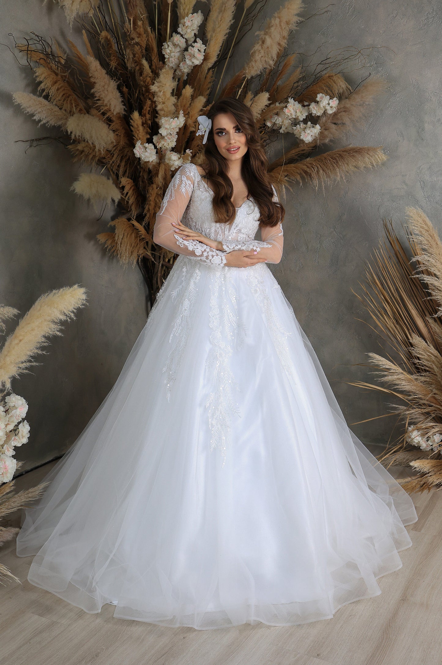 Abito da sposa a trapezio con gonna stretta Nira