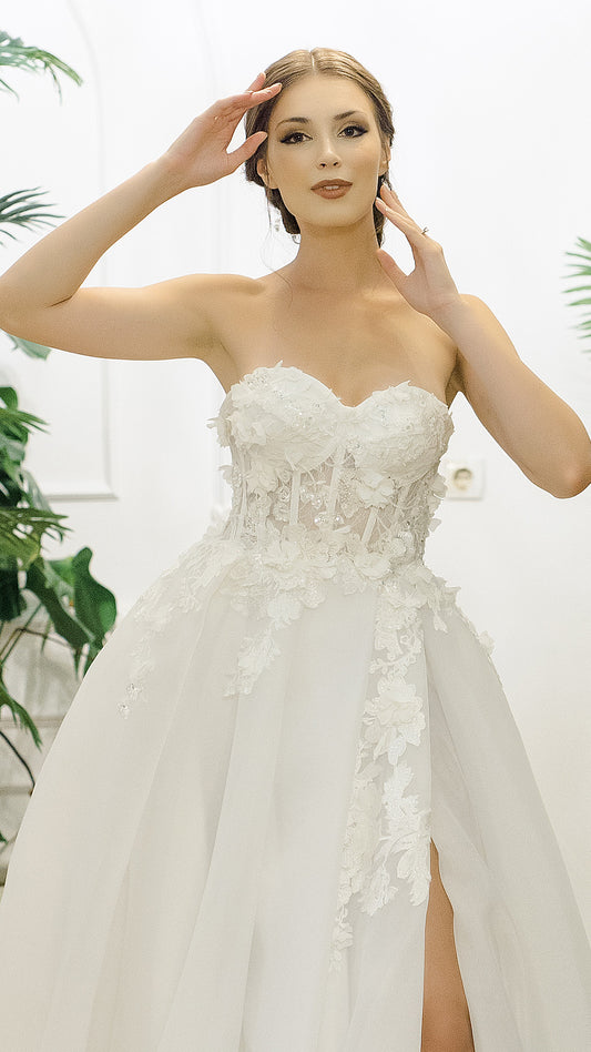 LILIUM a-line wedding dress