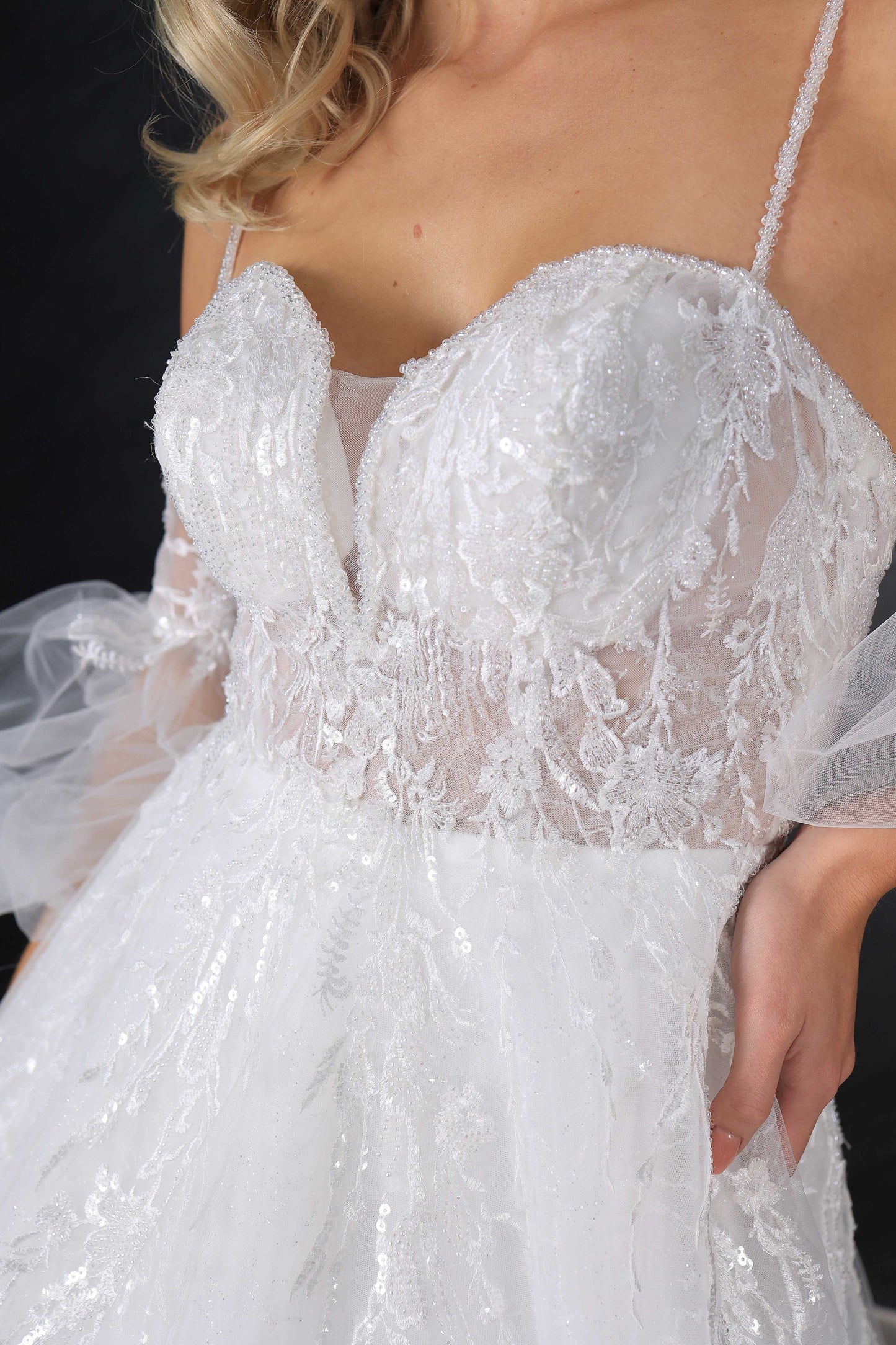 Rochie de mireasă Edna cu fustă îngustă și linie A