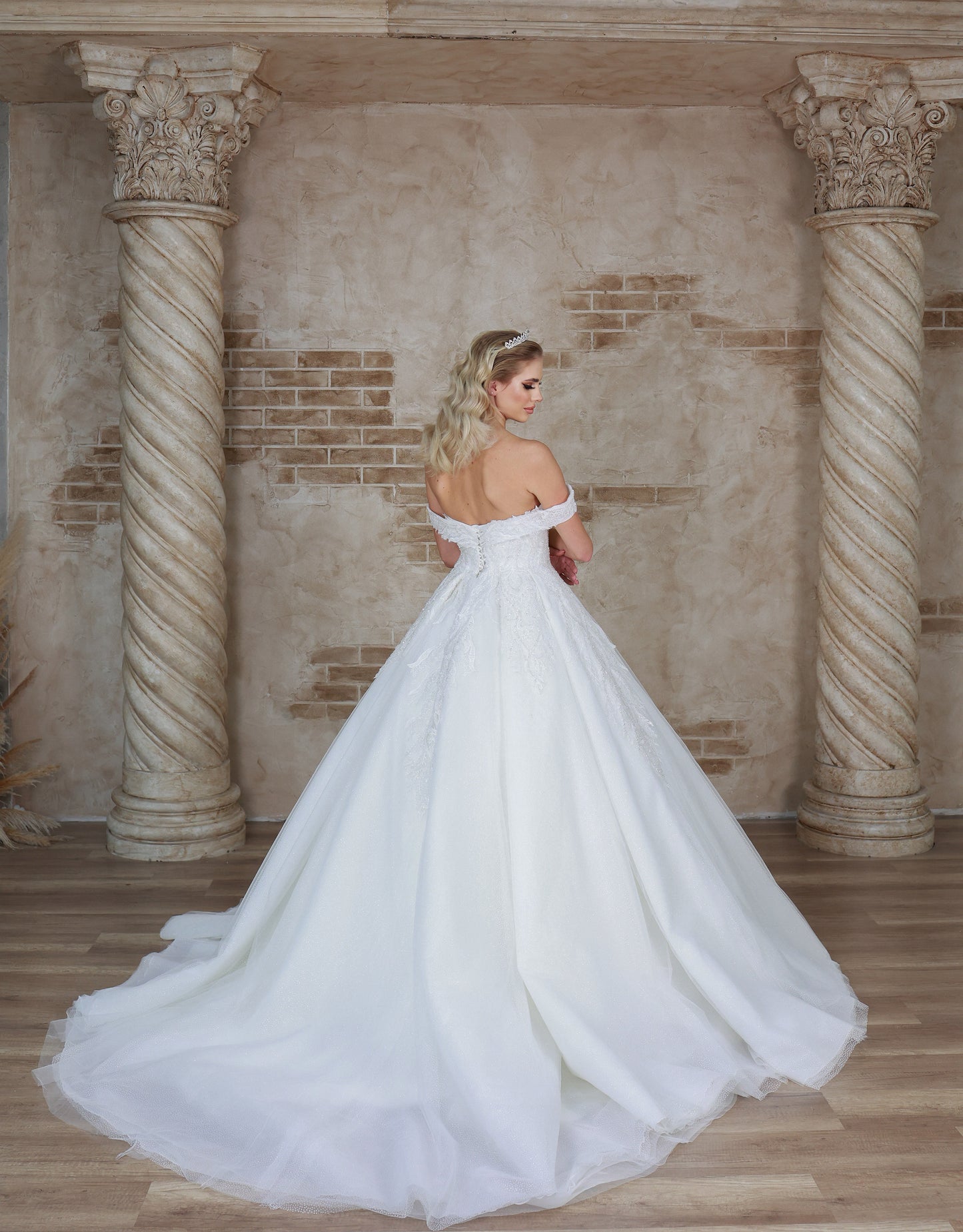 Rochie de mireasă Meva cu linie A