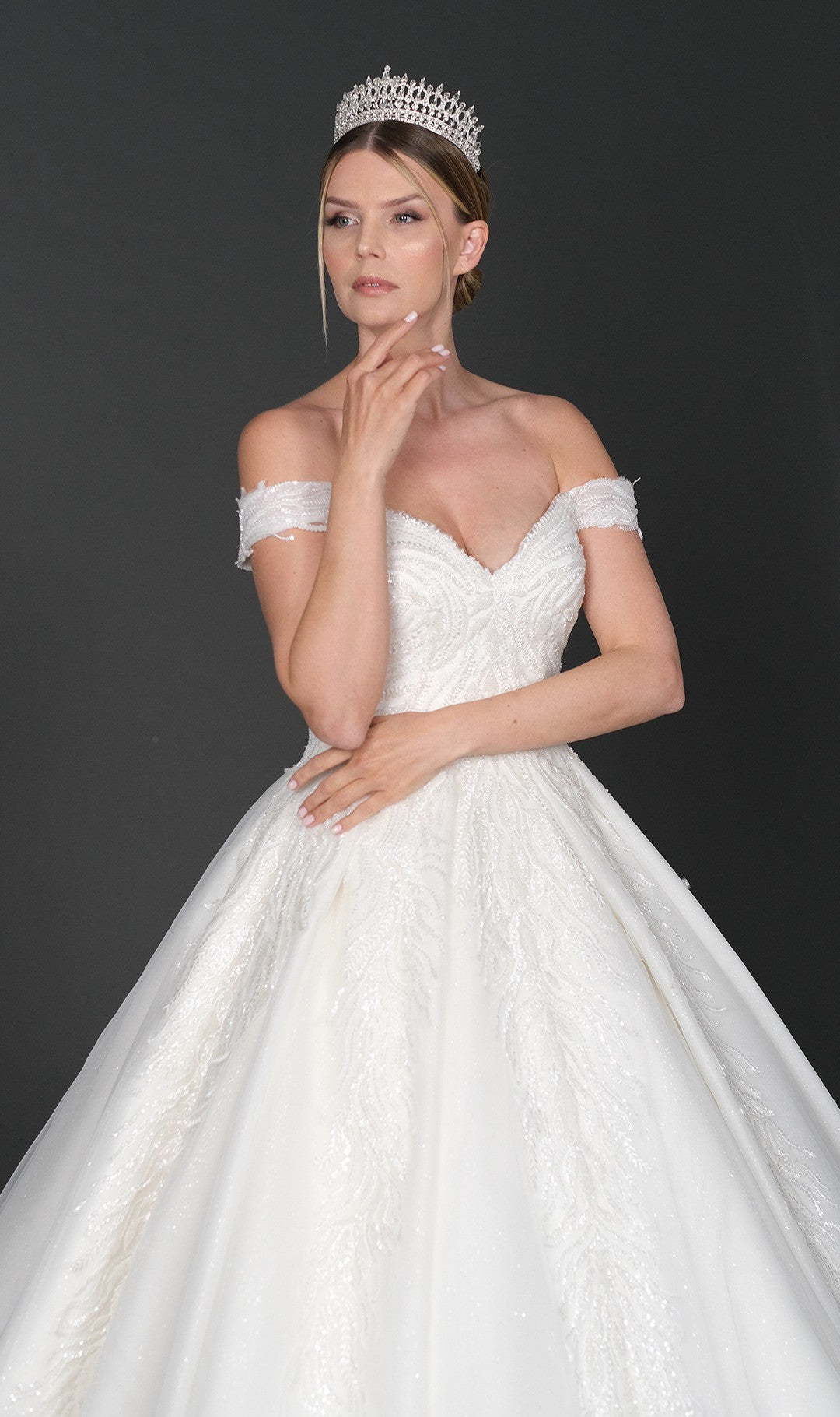Abito da sposa a trapezio Mayda
