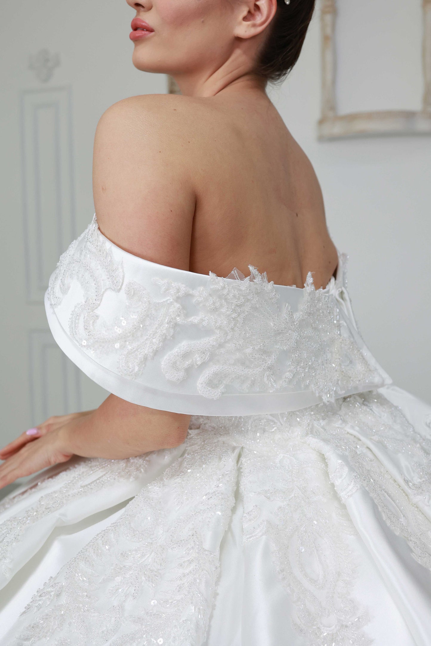 Rochie de mireasă Petek, model bal