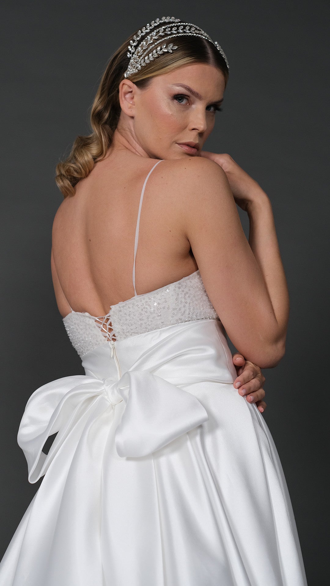 Eva narrow skirt a line wedding dress with detachable skirt