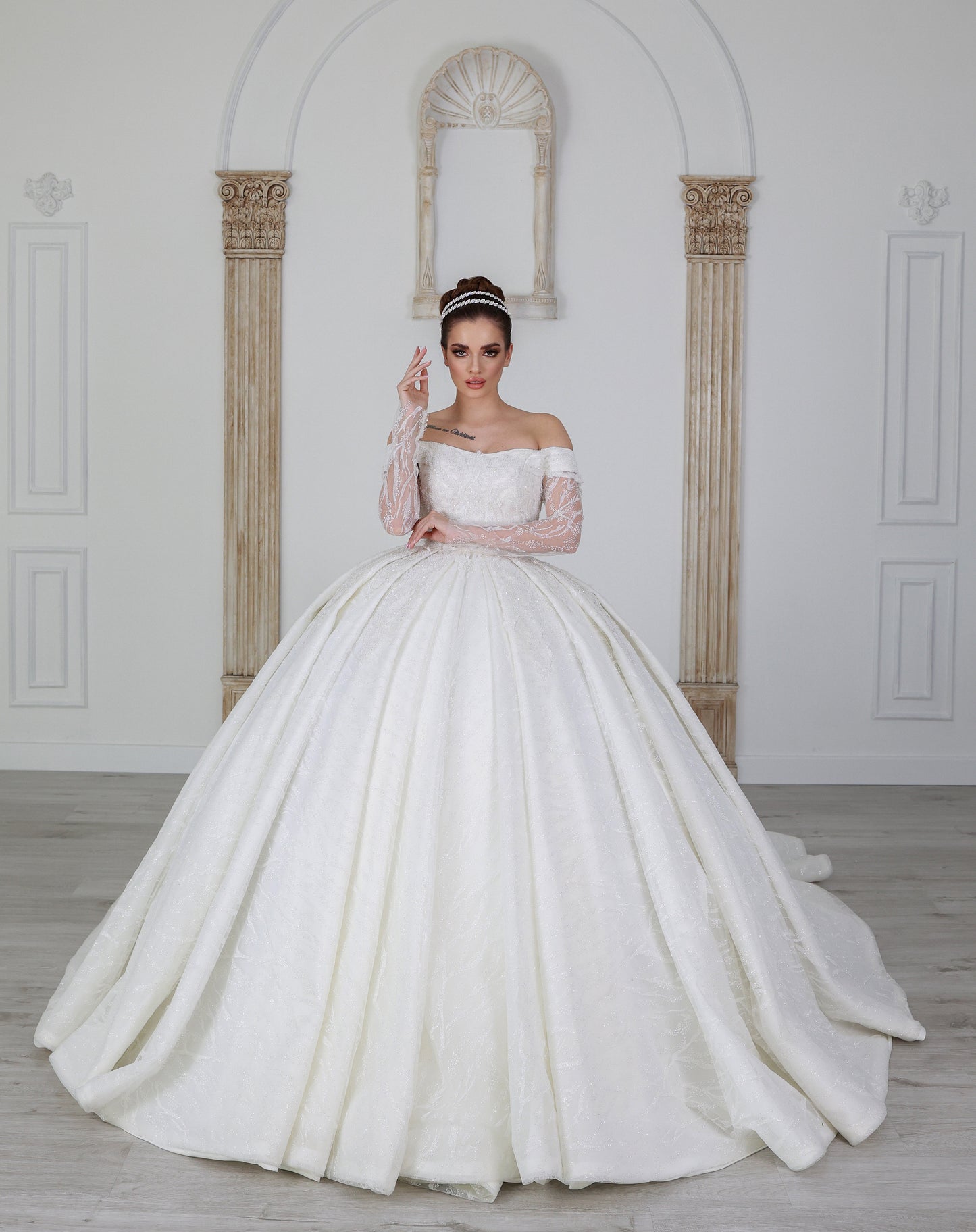 Azze ballgown wedding dress